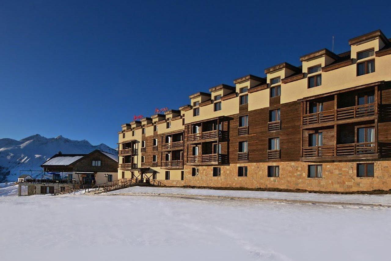 Alpina Hotel Gudauri Esterno foto