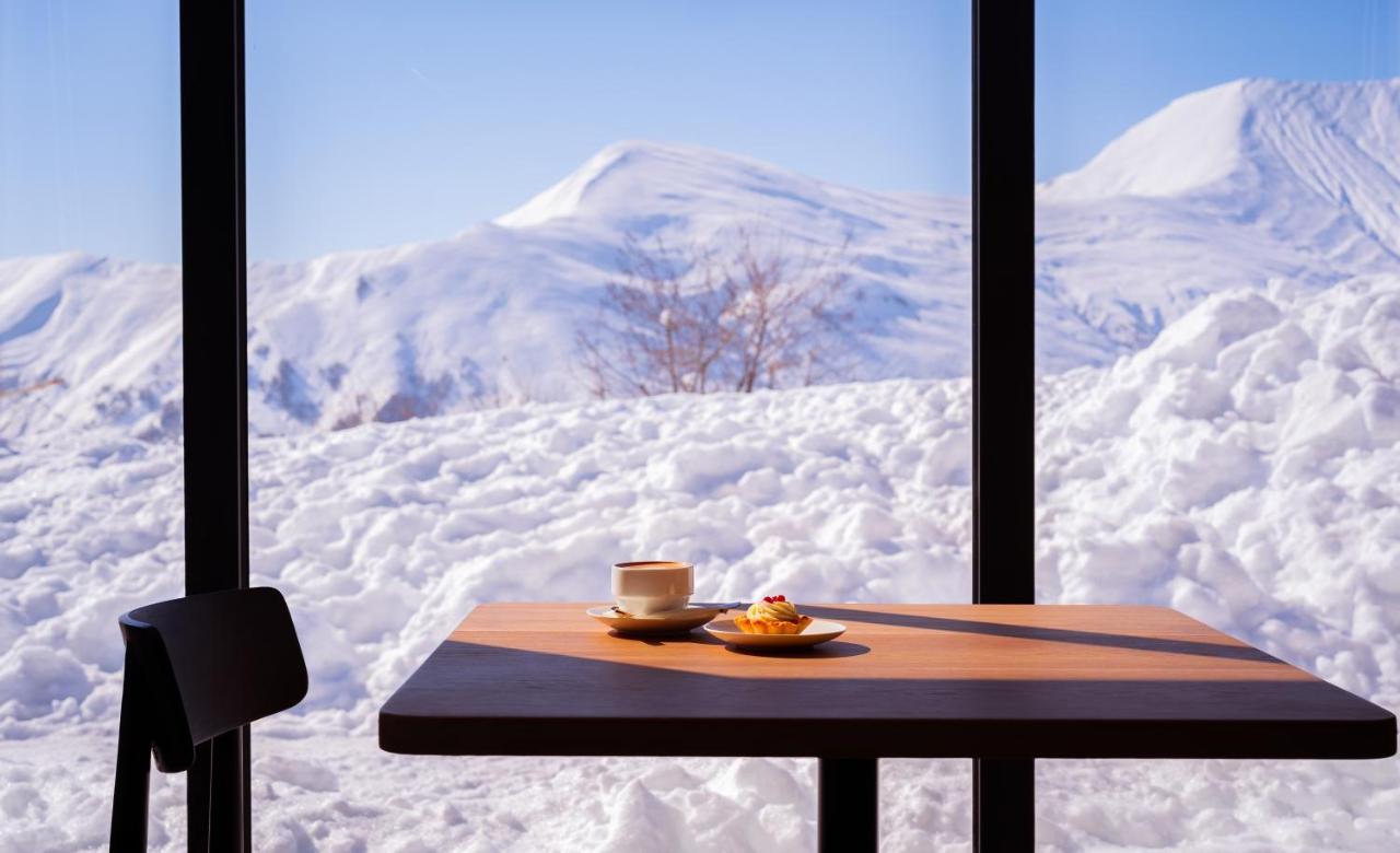 Alpina Hotel Gudauri Esterno foto