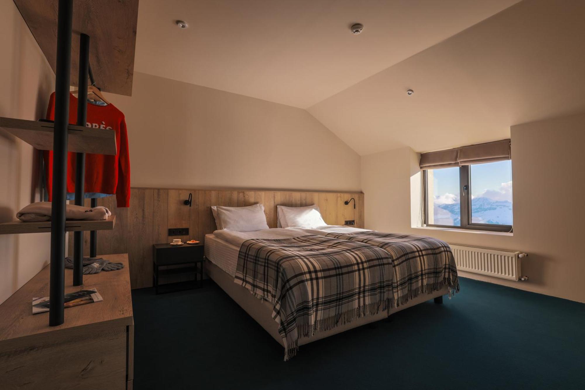 Alpina Hotel Gudauri Esterno foto